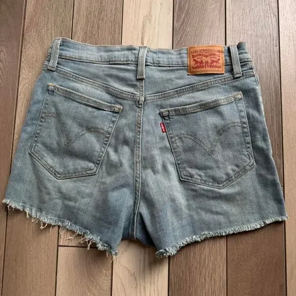Levis distressed denim shorts distresseddenim - Picture 4 of 7